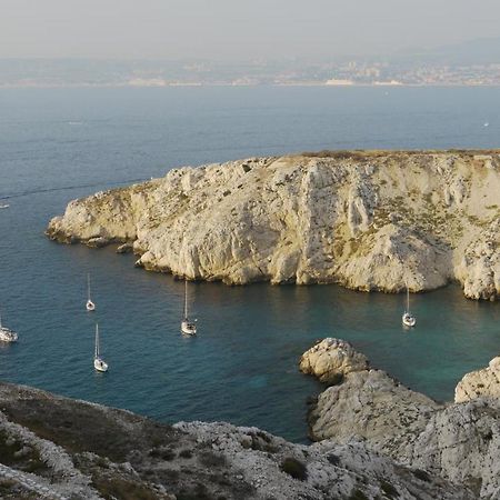 Les Pieds Dans L'Eau Sur L'Ile Du Frioul Apartment Marseille Bagian luar foto