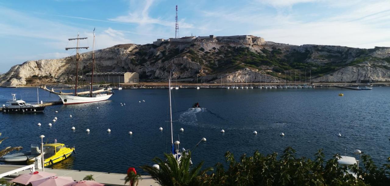 Les Pieds Dans L'Eau Sur L'Ile Du Frioul Apartment Marseille Bagian luar foto